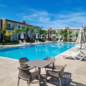Hermosa Townhouse Boca Paraiso Villa